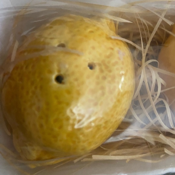 Vintage lemons Salt & Pepper Shakers / Collection, Japan
F7 poise - Picture 3 of 4